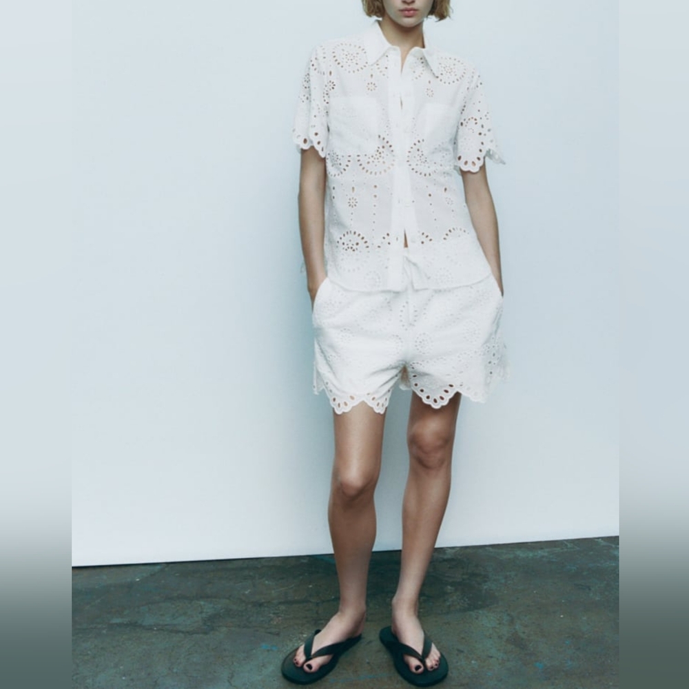 ZARA EMBROIDERED EYLET SHORTS - Picture 2 of 7